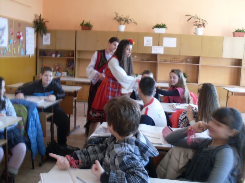 Мартеници с пожелания за здраве
