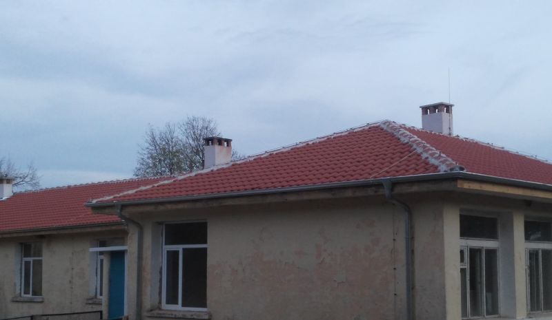 Ремонтираха покрива на Детска градина „Диляна“ в село Горно Александрово