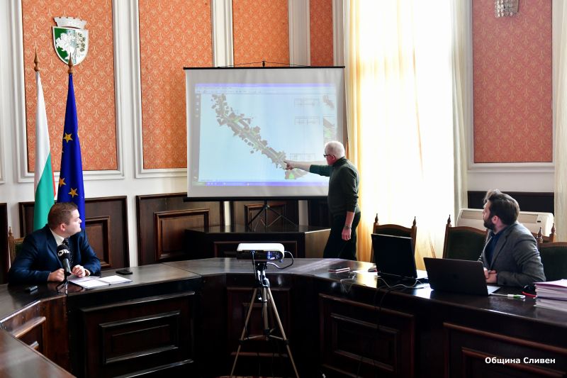 Проведе се обсъждане на проектното предложение за реконструкцията на бул. „Хаджи Димитър“