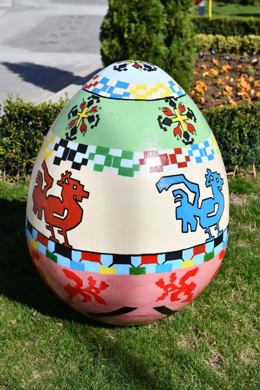 Община Сливен кани всички жители и гости на града да боядисваме заедно яйца на 25 април
