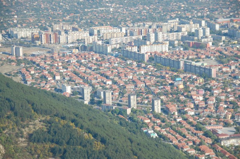 Индикатори за бедност и социално включване в област Сливен през 2018 година