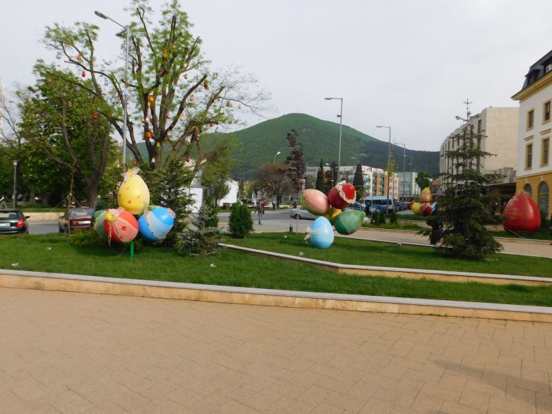 Сливен за първи път с Великденска украса