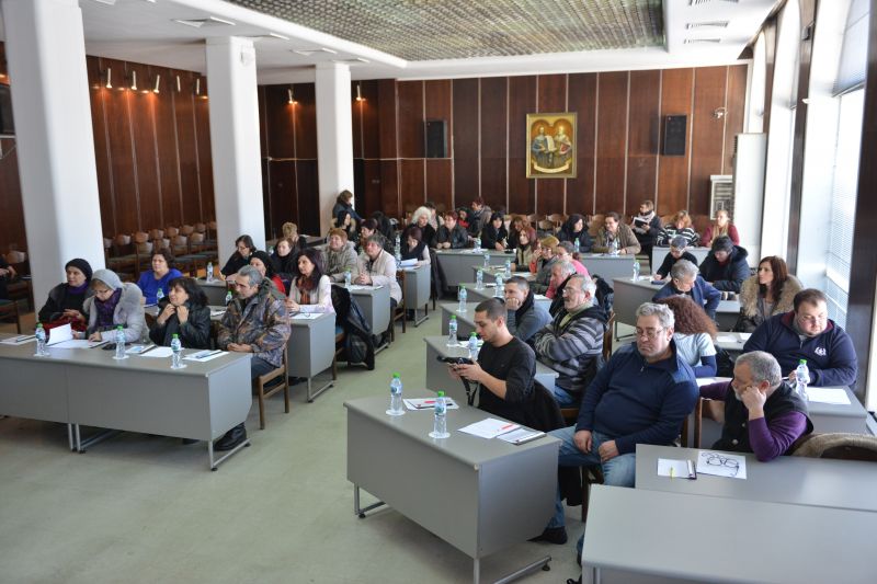 Секретари на читалища и представители на културни институти в община Сливен преминаха обучение  за защита при бедствия