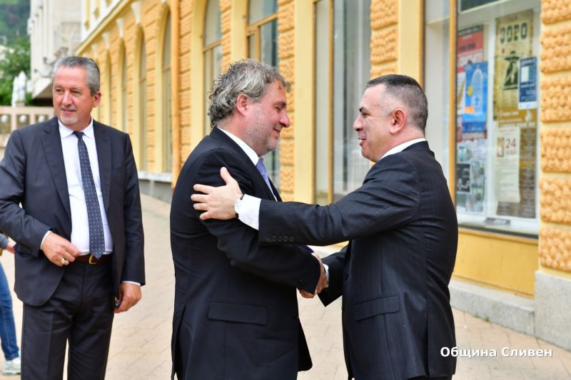 Кметът Стефан Радев посрещна министъра на културата Боил Банов
