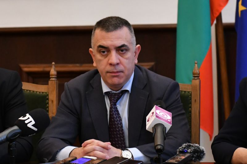 Стефан Радев 