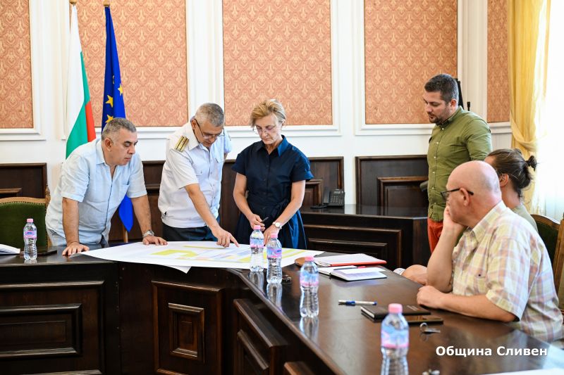 Обсъдиха предпроектното проучване за новата пожарна в Сливен 
