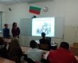 Катерина и Валентин са подготвили презентация за живота и делото за патрона на клуба Хаджи Димитър 