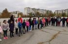 Третокласници се запознаха с професията на полицая