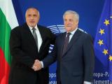 Комплиментите и прегръдките между премиера Борисов и председателя на ЕП Таяни не помогнаха на българските превозвачи