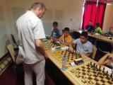 Гросмайсторът и световен шампион по шах за младежи до 20 години Васил Спасов изнесе сеанс с 35 дъски и постигна 29 победи и 6 ремита