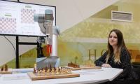 Световна шампионка по шахмат срещу робот - 1:1 