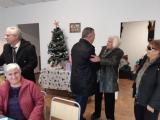 Кметът Стефан Радев поздрави всички пенсионери от община Сливен по време на посещението си в обновения клуб на пенсионера в квартал „Дружба“