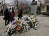 Паметникът на Левски бе отропун с цветя, поднесени в знак на признателност от сливенци