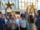  Протест под надслов ''Масово затваряне на очите'' се проведе пред немското посолство в София.