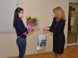 Заместник-кметът Пепа Чиликова връчи награди на дипломантите с най-висок успех 