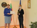  Деница Сачева връчи първите награди "Социален работник на годината - 2021" на онлайн церемония