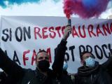  Протест на собственици на ресторанти и барове, заедно с демонстранти от различни икономически сектори срещу затварянето на „несъществени“ бизнеси в Марсилия