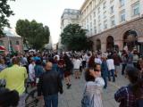 Протестиращите стигнаха и до президентството, където също изразиха недоволството си. Снимка Георги Димитров 