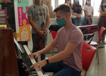 Посрещане на доброволци