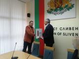 Областният управител на област Сливен Веселин Вълчев официално встъпи в длъжност. Той пое поста от Минчо Афузов