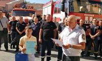 8-годишният Константин получи грамота за смелост от Регионална дирекция ПБЗН в Сливен 