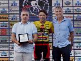 Кметът Стефан Радев връчи наградата на етапния победител - полякът Симон Ракита