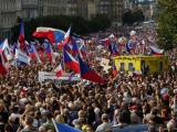   Над 70 000 души се събраха в чешката столица Прага, за да протестират срещу повишаването на сметките за енергия и политиката на правителството по отношение на руско-украинската война
