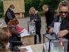 Избирателна секция на открито по време на така наречения референдум в Мариупол, Източна Украйна, 25 септември 2022 г.