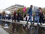 Марш на участниците в общонационална стачка в Париж, Франция, 29 септември 2022 г. Снимка: ЕПА/БГНЕС
