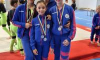 Сливенски акробати се завърнаха със сребро от национален турнир