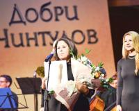 Красимира Танева с наградата "Милосърдие" за 2022 година