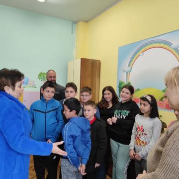 Посещение на заместник-председателят на Общински съвет Сливен в ОУ "Панайот Хитов"