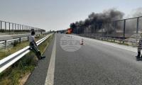 Двадесет тона лепило са били унищожени при пожара в камион на АМ
