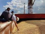 Русия спира участието си в сделката за износ на украинско зърно 
