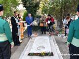 паихида и почит на гроба на Добри Чинтулов
