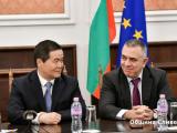 Среща на кмета Стефан Радев с китайския посланик Негово Превъзходителство Дун Сяодзюн