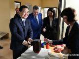 осланикът на Китай Дун Сяодзюн и екипът му посетиха Музея на текстилната индустрия и предприятието за производство на плодови и зеленчукови консерви „Фрукто – Сливен“ АД