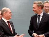 Германският канцлер Олаф Шолц (вляво) и финансовият министър Кристиан Линднер, архив. Снимка: ЕПА/БГНЕС