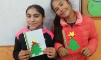 Ученици от училището в Градец изпратиха по директорката си ръчно изработени сурвакнички, питки и картички