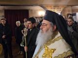 Стотици миряни се прощават със сливенския митрополит Иоаникий