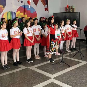 Тържество в ОУ “Панайот Хитов“ по случай 3 март- денят на освобождаването на България