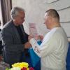 Димитър Митев връчва награда