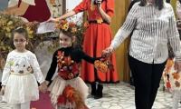 Детска градина „Дъга“ в Котел проведе цветно есенно ревю