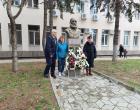 В МБАЛ “Д-р Иван Селимински”-Сливен - тържествен медицински съвет и поднасяне на венци пред паметника на патрона