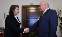 Премиерът Димитър Главчев проведе среща с председателя на 51-вото народно събрание Наталия Киселова
