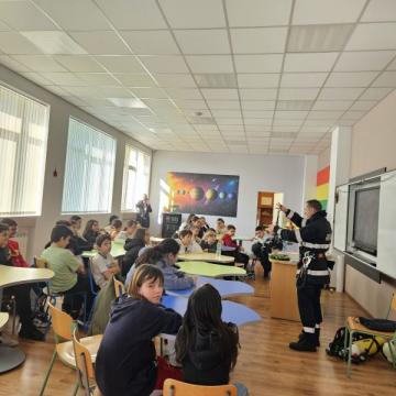 ГОСТУВА НИ СЛУЖИТЕЛ ОТ РАЙОННА СЛУЖБА „ПОЖАРНА БЕЗОПАСНОСТ И ЗАЩИТА НА НАСЕЛЕНИЕТО“