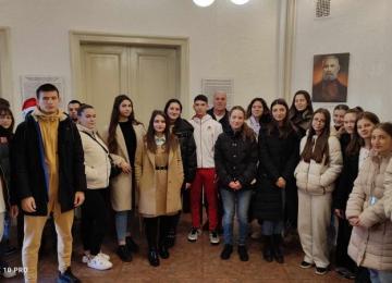клуб „Млади Възрожденци“ при ПГПЗЕ „Захарий Стоянов“