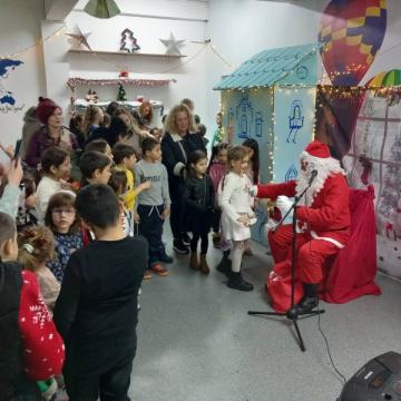 ВЪЛШЕБСТВОТО НА КОЛЕДА СЕ ПРЕНЕСЕ В ОУ“ПАНАЙОТ ХИТОВ“