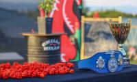Българин постави Световен Рекорд с най-лютата чушка в света Carolina Reaper
