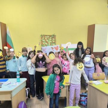 усмивки